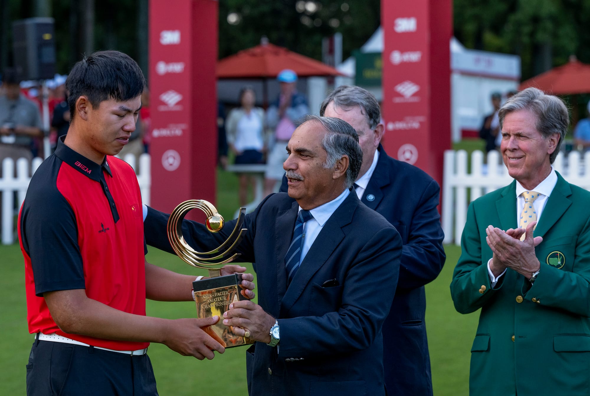 Pro Ranks Await 2024 AAC Winner Ding Wenyi