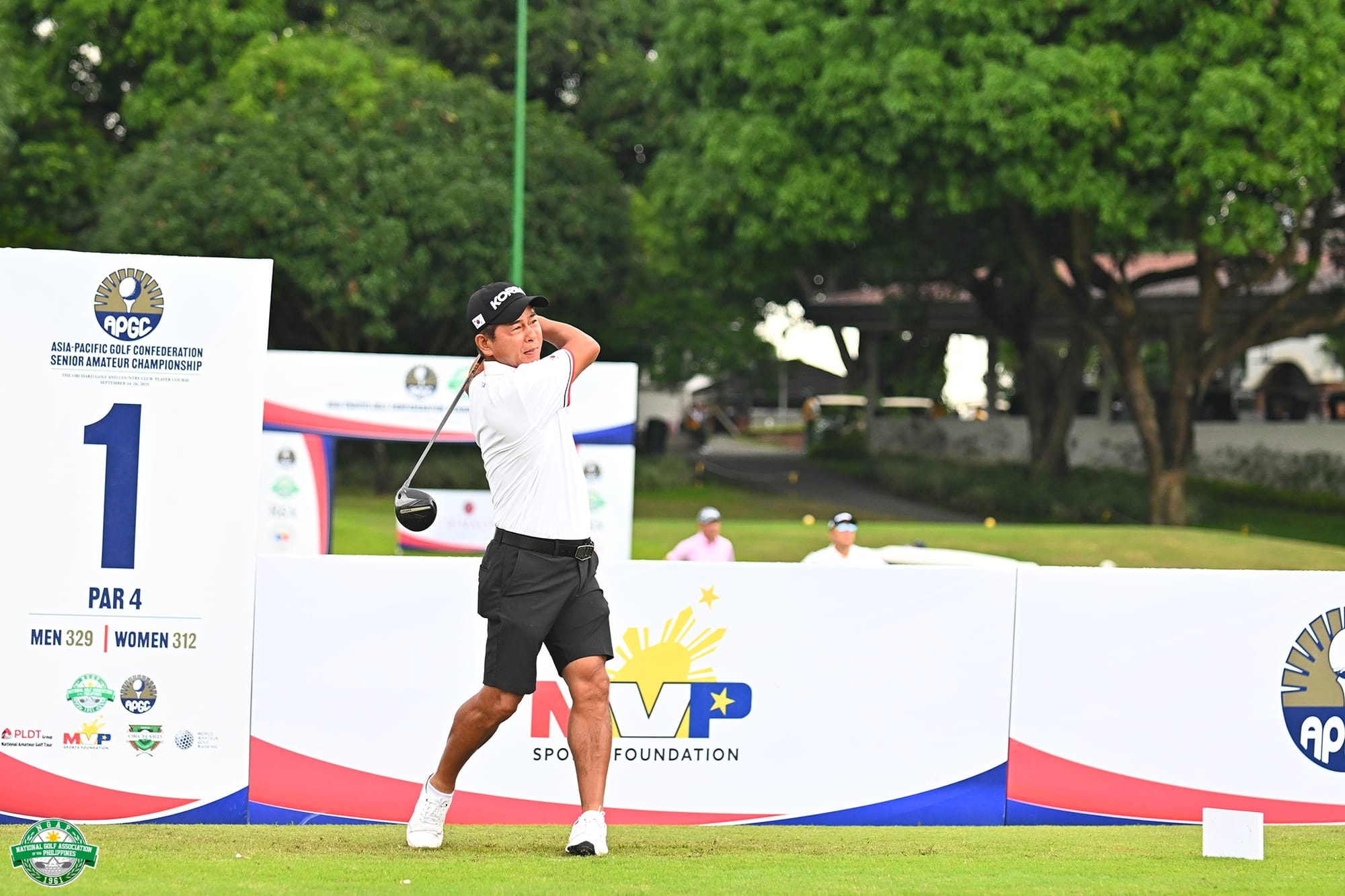 Heo Races Out of the Starting Blocks at Orchard