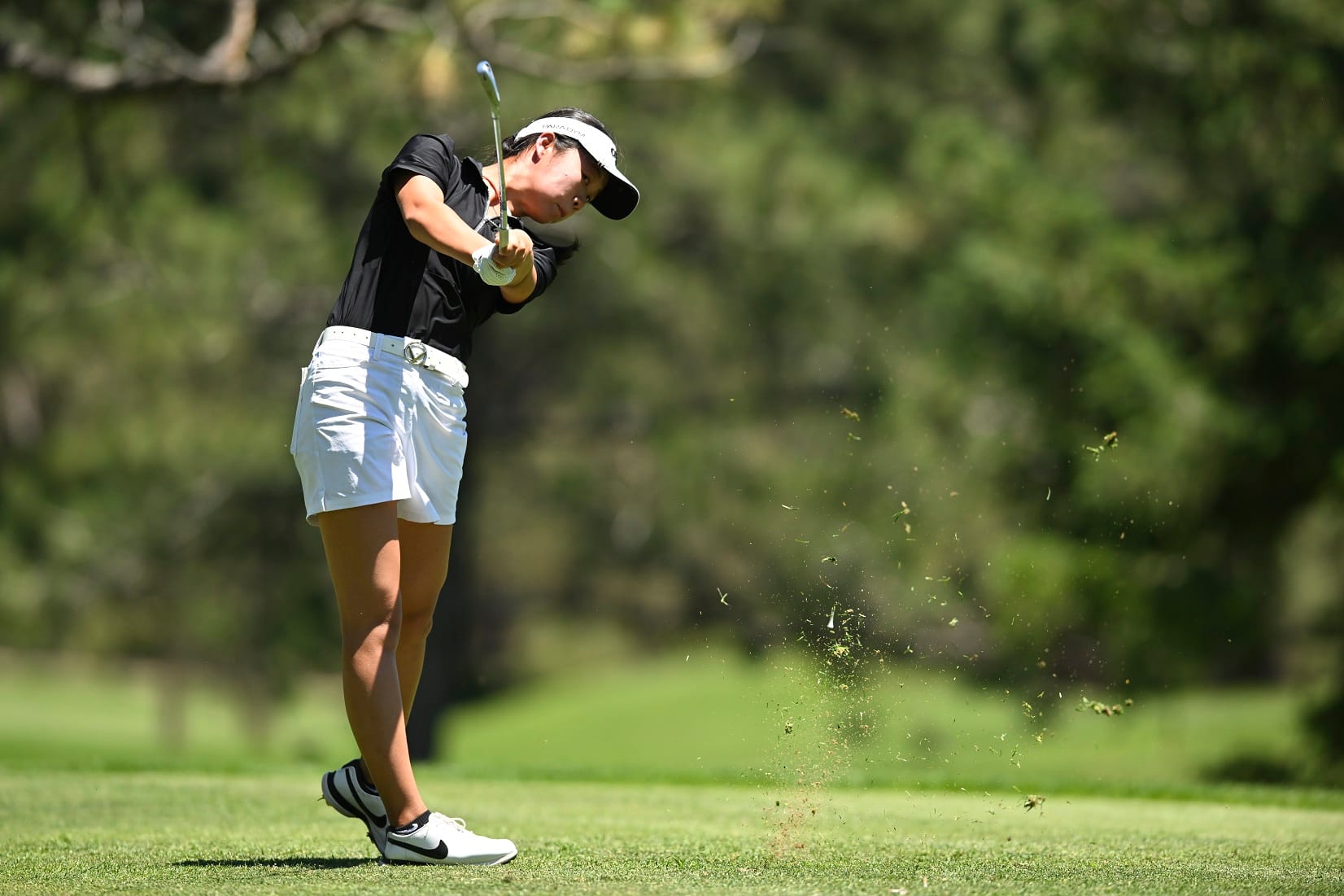 Flying Starts for China's Xiao and Thai Tarapath