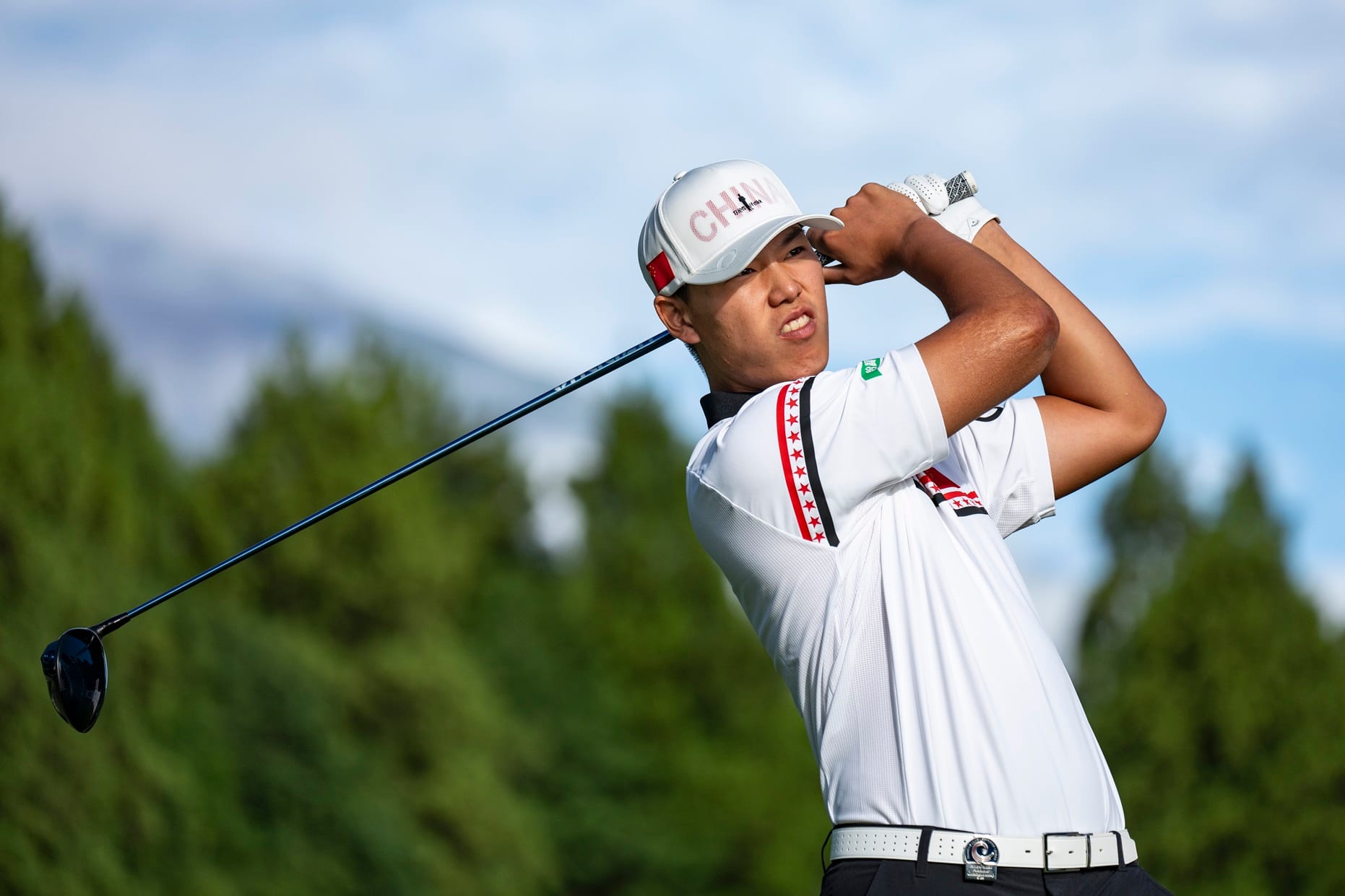 Ding and Nakajima Step into Singapore Fast Lane