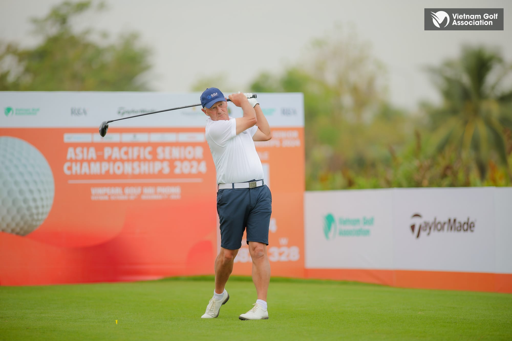 Flying Start for Defending Champions Australia