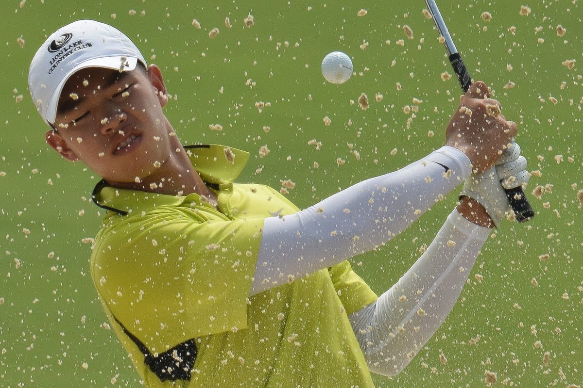Past champion Guan Tianlang found the going tough at Clearwater Bay.