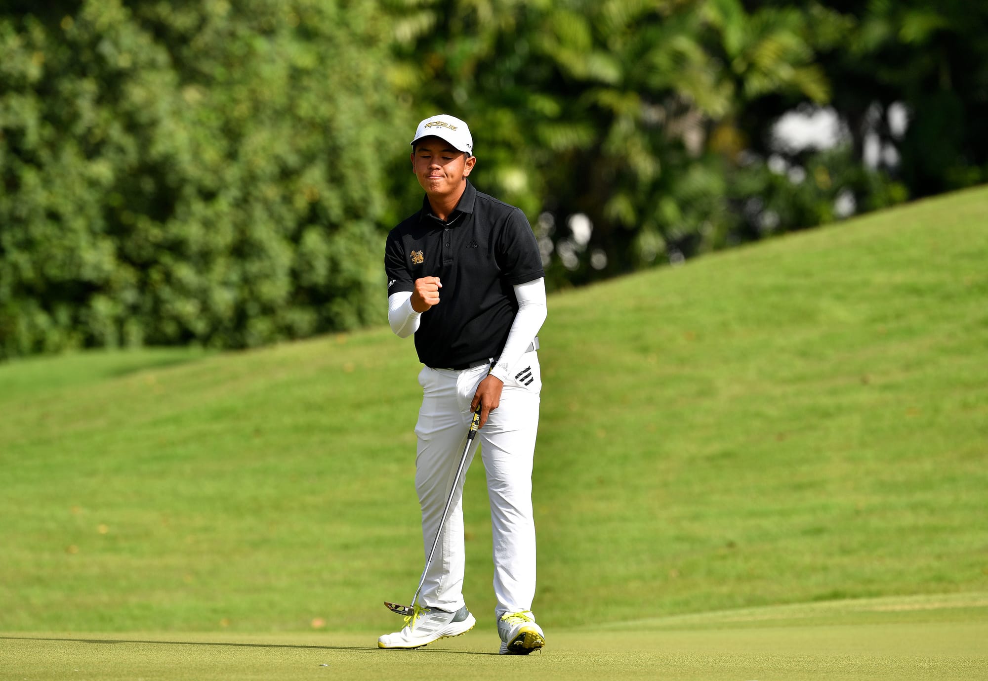 Thai Teenager Continues to Turn Heads