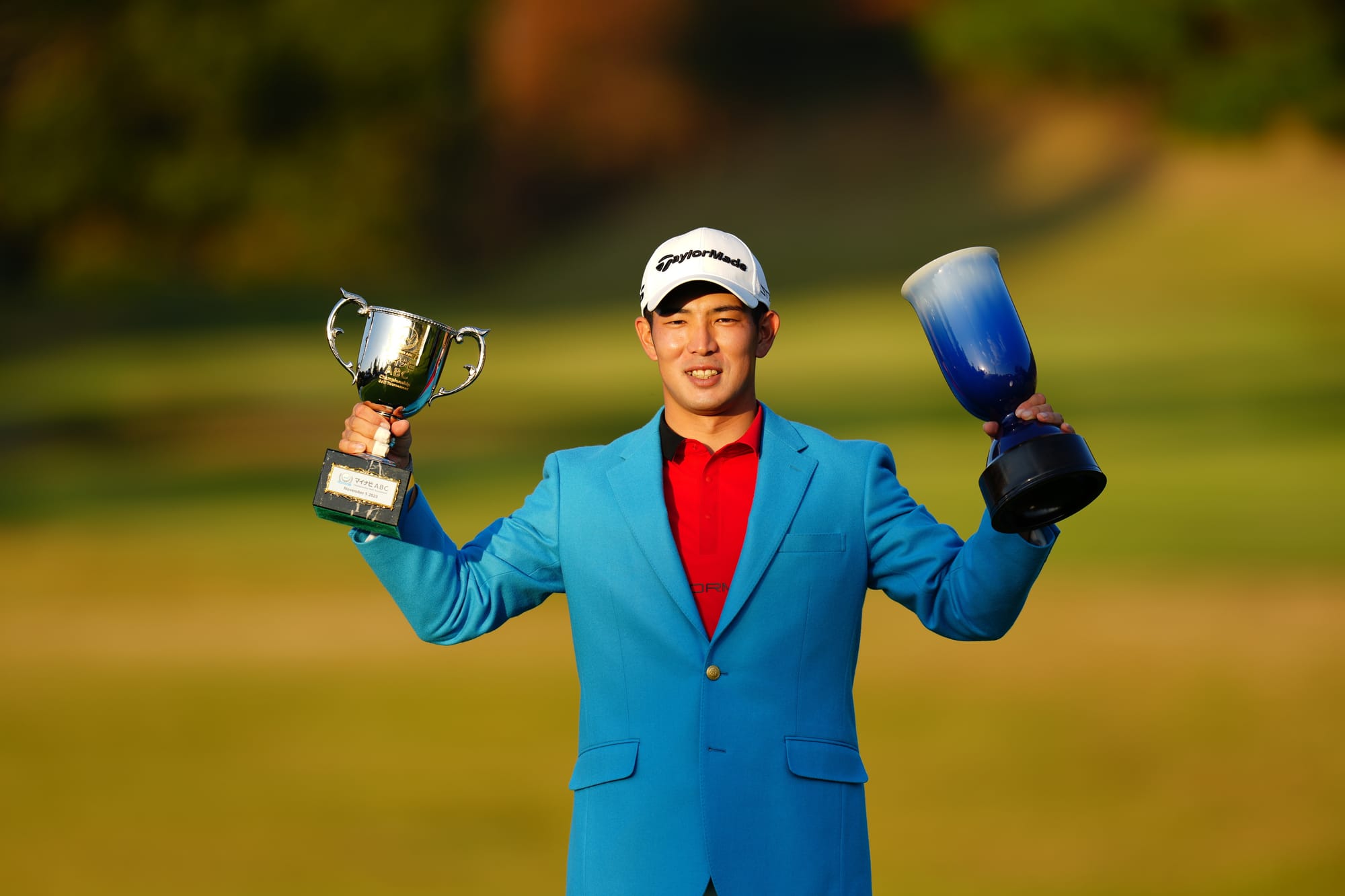 Nakajima Closes on JGTO Money List Title