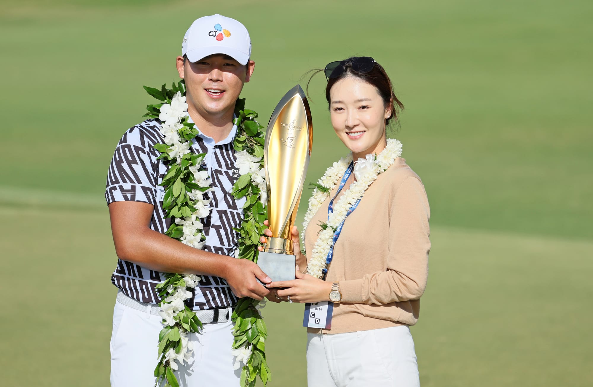 Kim Si-woo Credits Hawaii Win on Wife’s Calming Influence