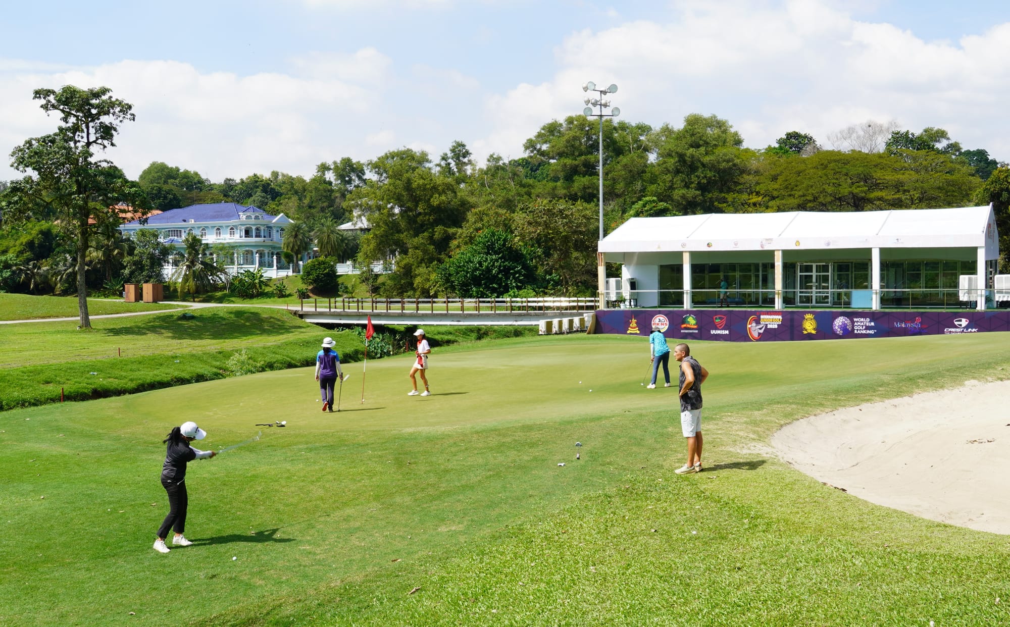 Juniors Joust for Success at Seri Selangor