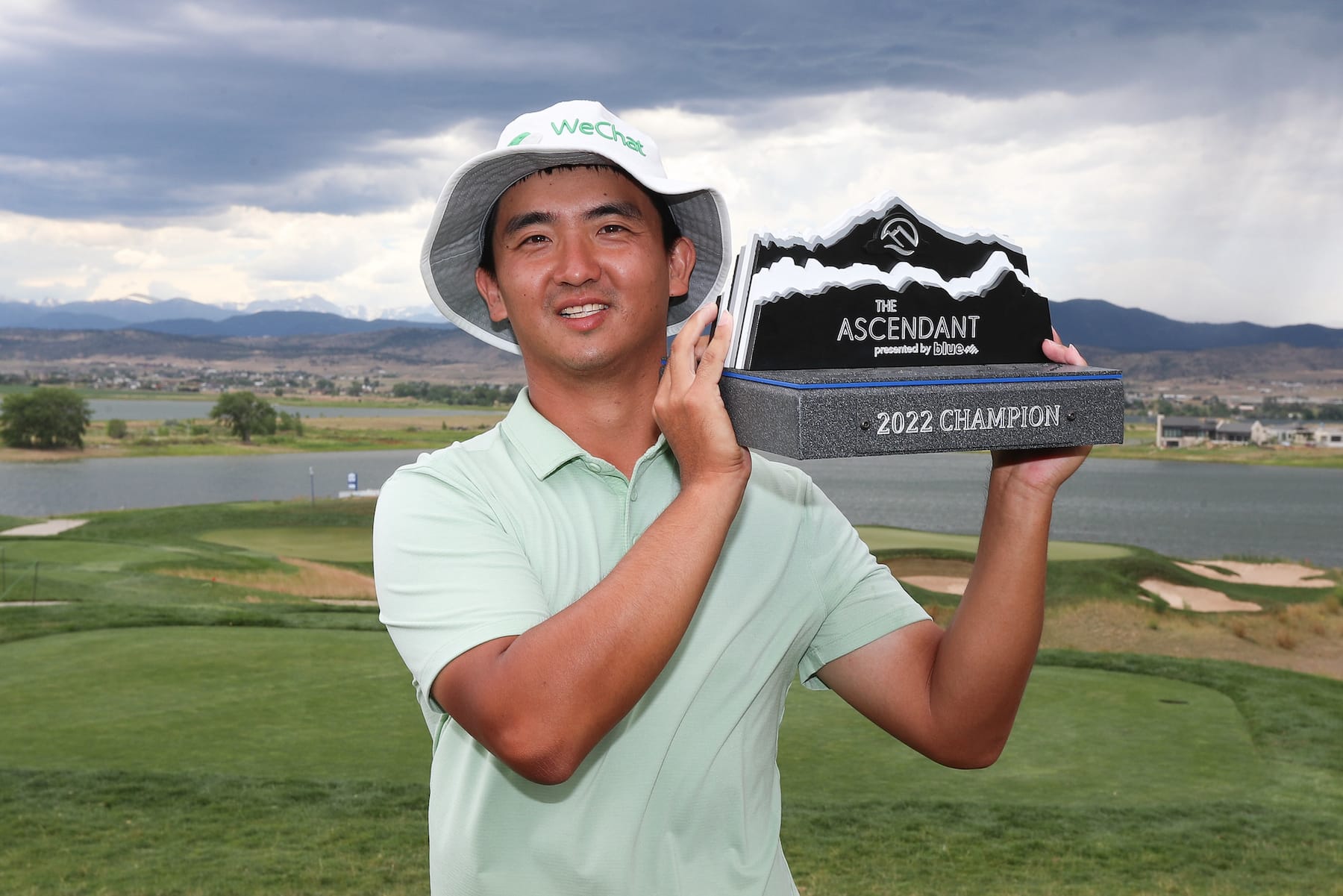 China's Dou Ascends to PGA Tour