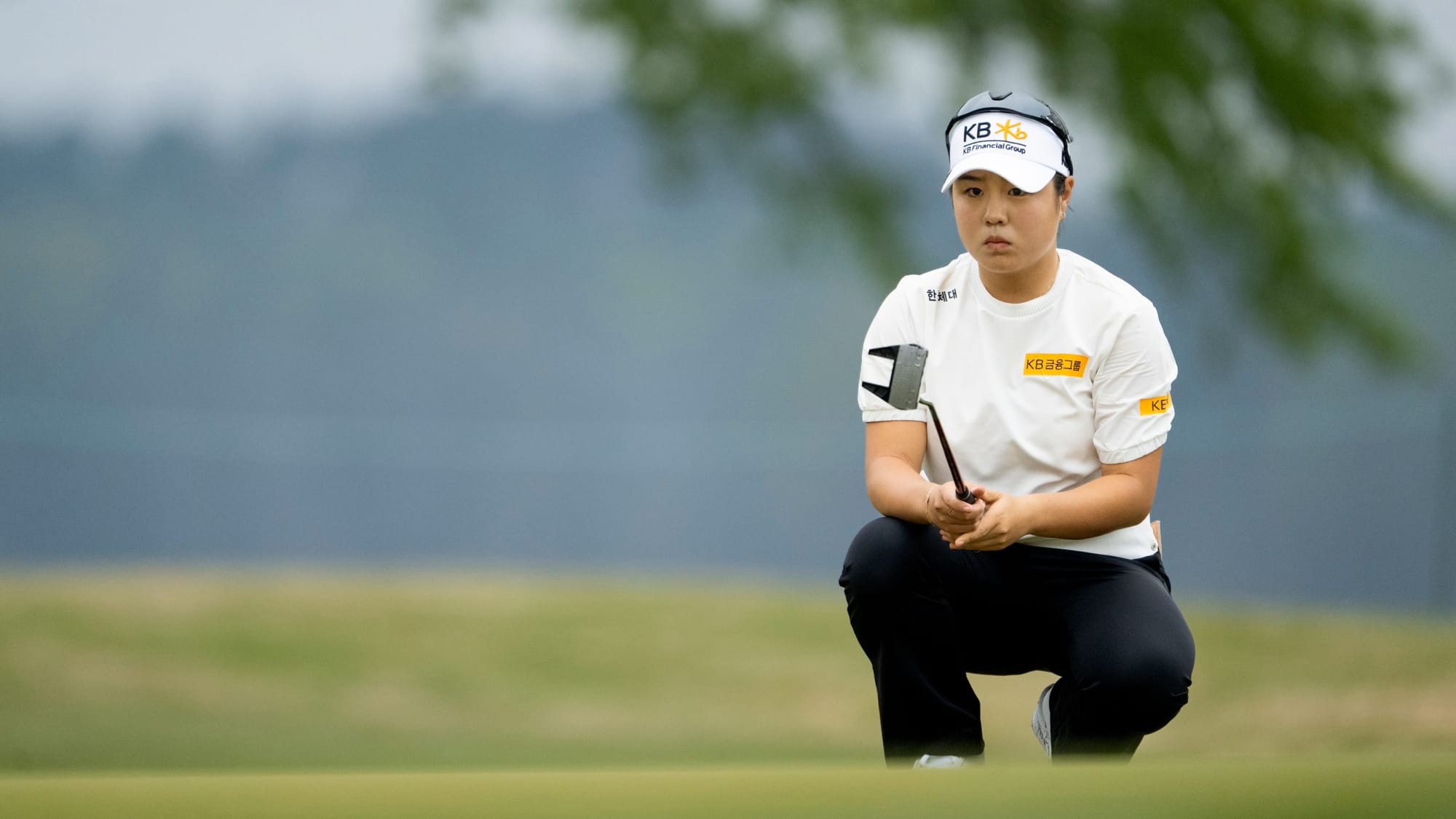 Jung and Ko Keep Asia-Pacific Flag Flying