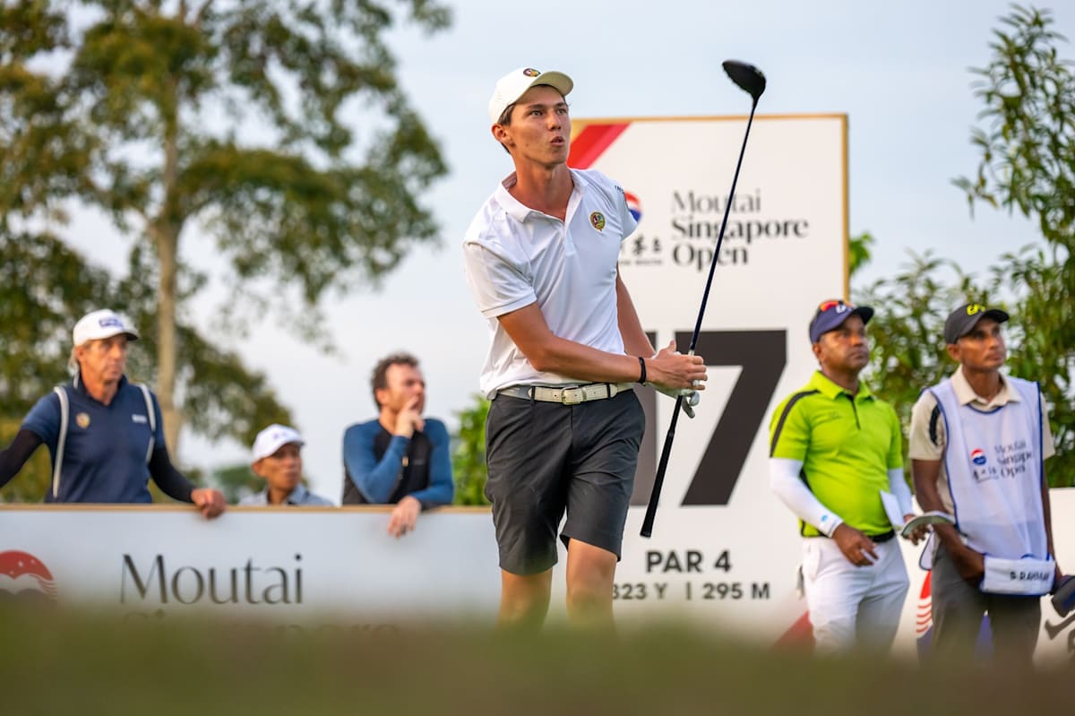 Amateur Trio Excel in Elevated Company