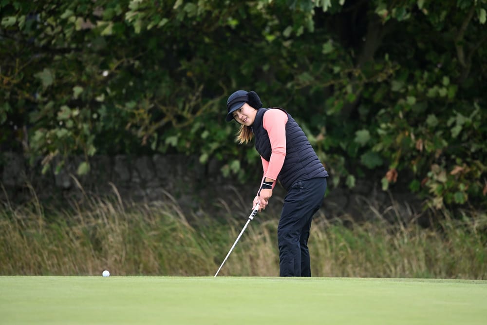 Zhang Weathers Storm to Secure St Andrews Start post image