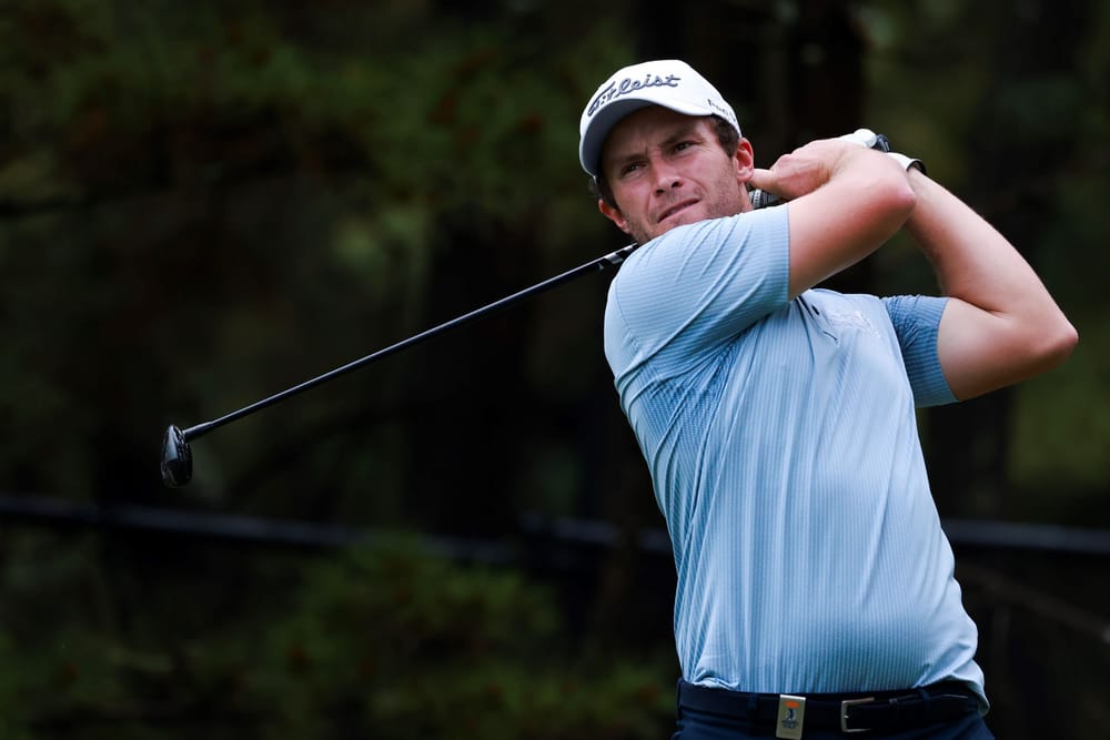 Steadfast Amateur Duo Remain in Title Mix post image