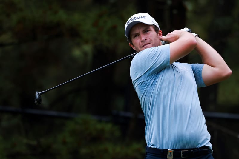 Steadfast Amateur Duo Remain in Title Mix post image