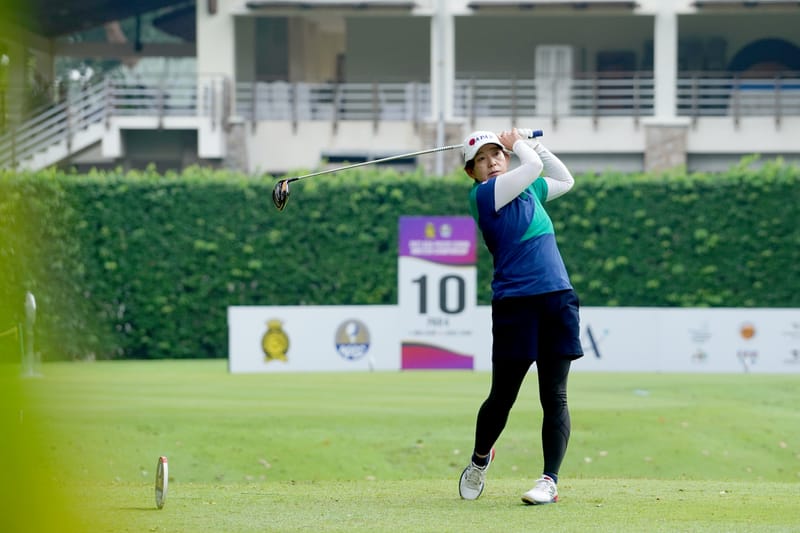 Suzuki Makes Fast Start on Kota Permai's Slick Greens post image