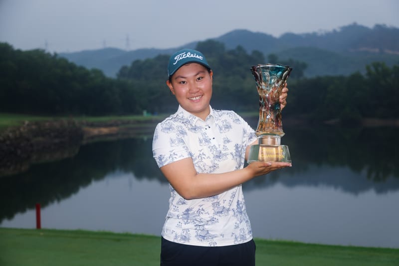 China Teenager Ren Claims Maiden Professional Title post image